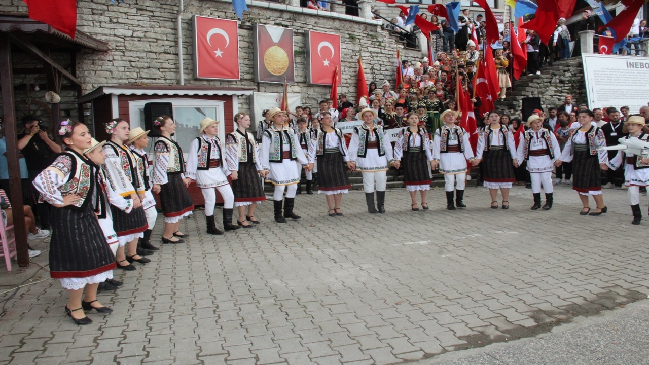 Ineboludan Renkli Görüntüler (5)