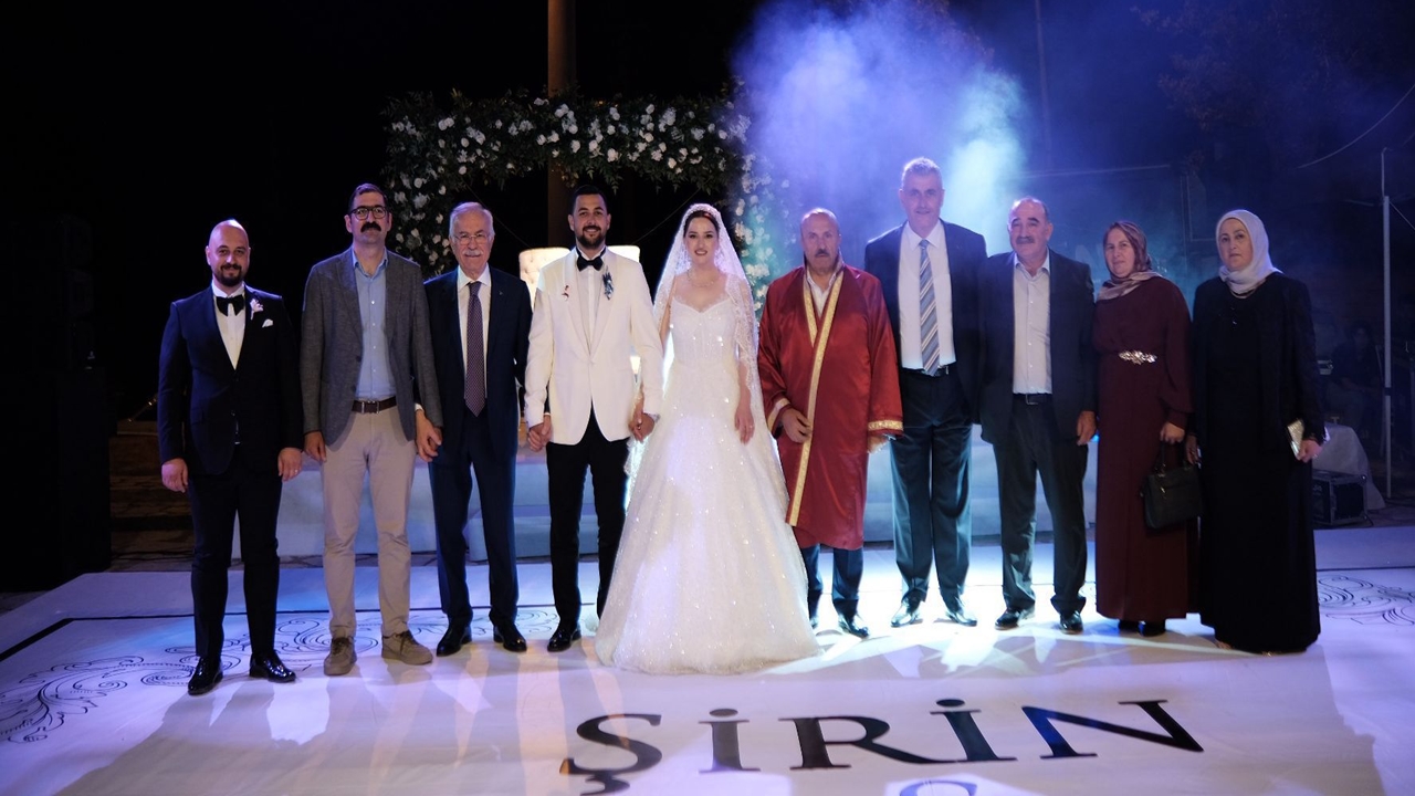 İsmail Ile Şirin Dünya Evine Girdi (2)