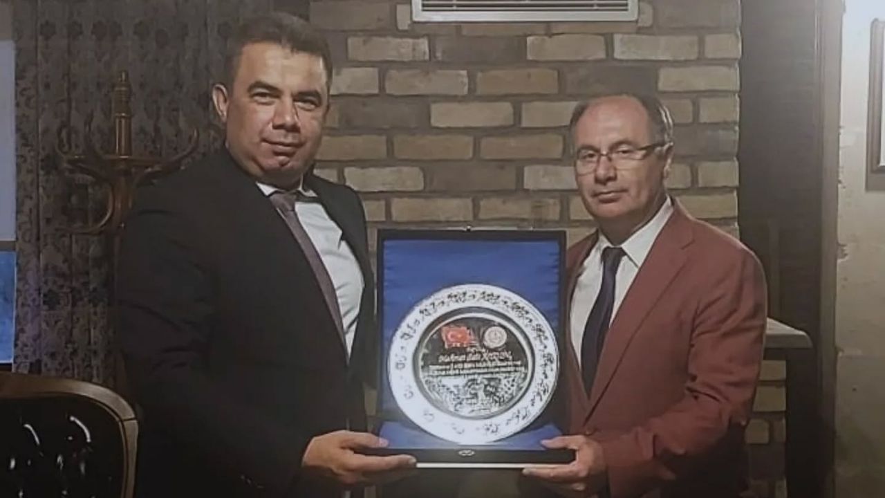 Kastamonu Eğitim Camiasından Plaketli Veda (2)