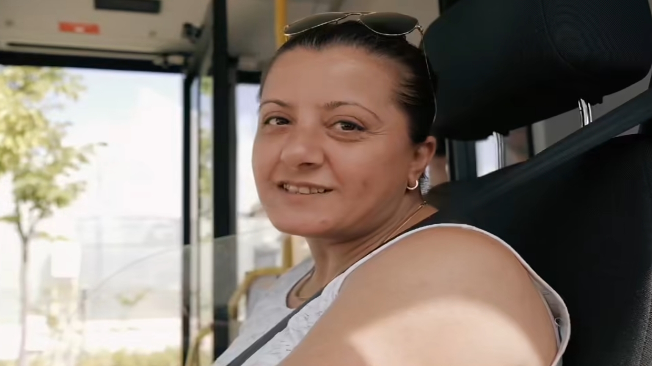 Kastamonu Sarı Otobüs Kadın Erkek Şoför (2)