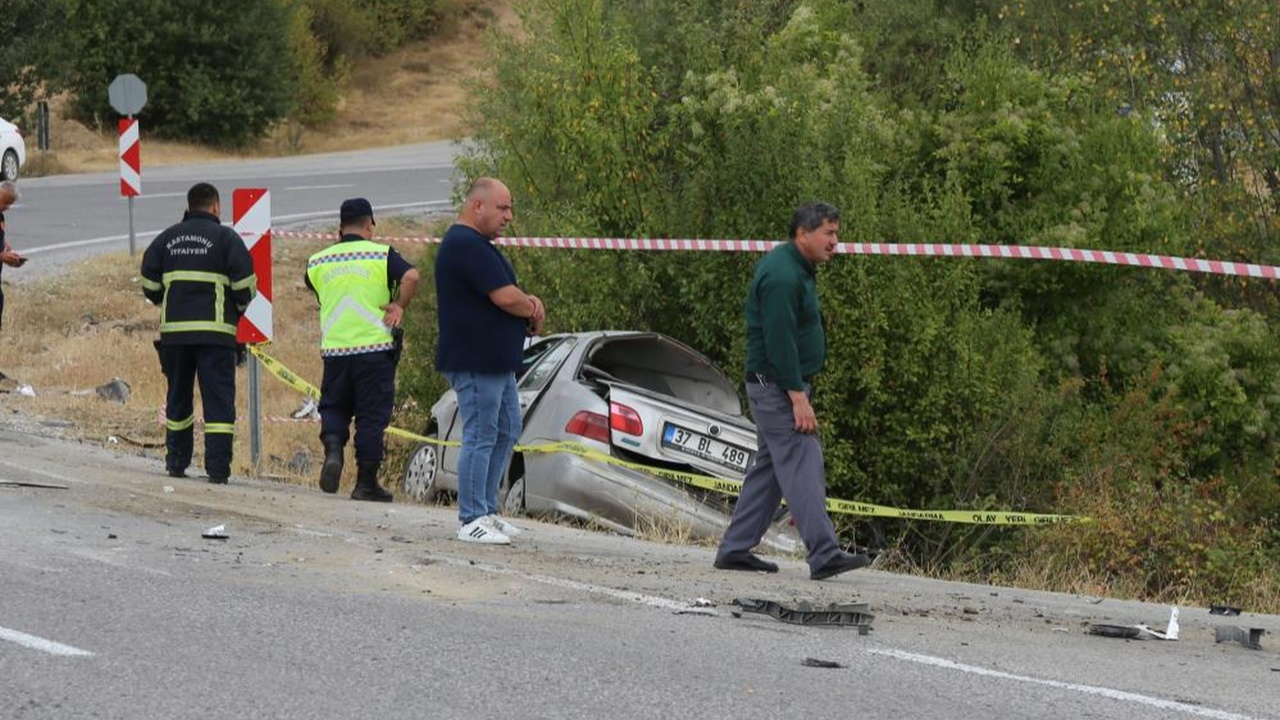 Kastamonu Tosya Yolu Akdoğan Bölgesi Feci Kaza (2)
