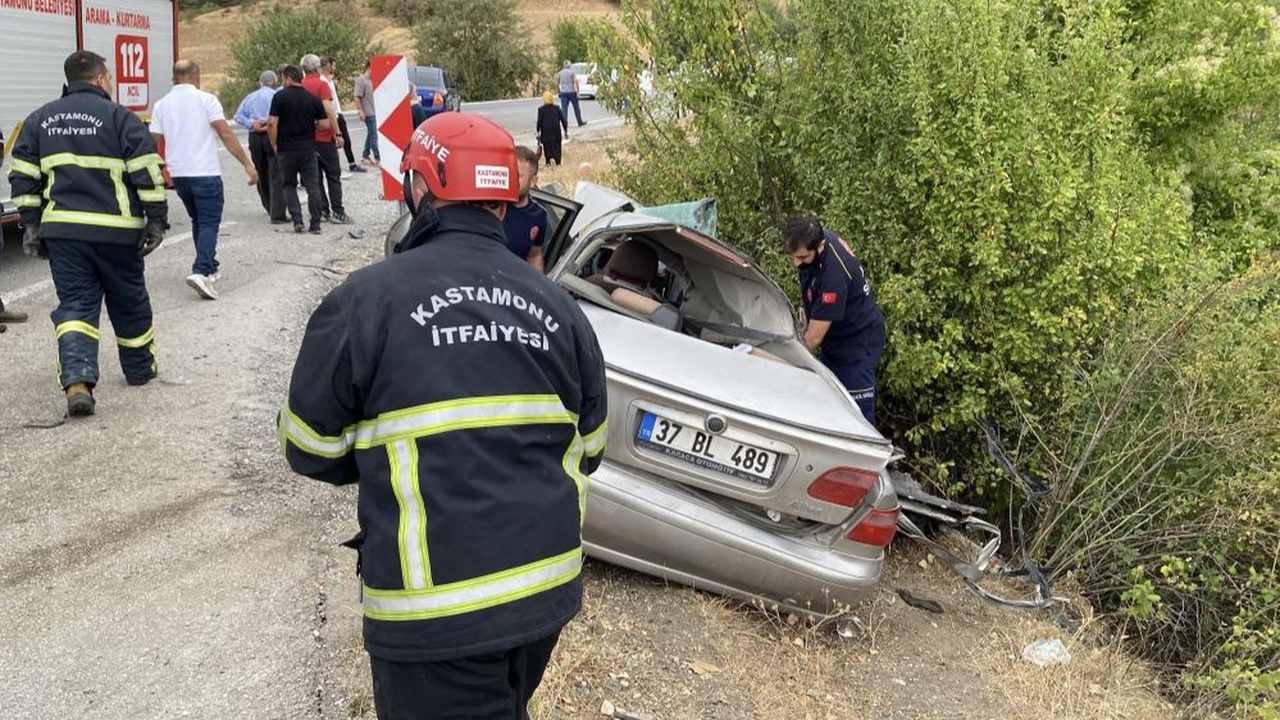 Kastamonu Tosya Yolu Akdoğan Bölgesi Feci Kaza (5)