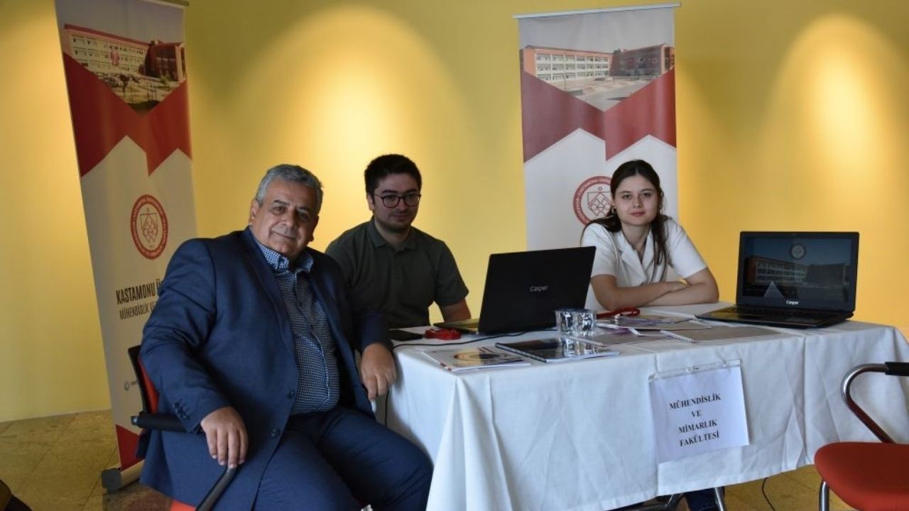 Kastamonu Üniversitesi Kapılarını Aday Öğrencilere Açtı (1)