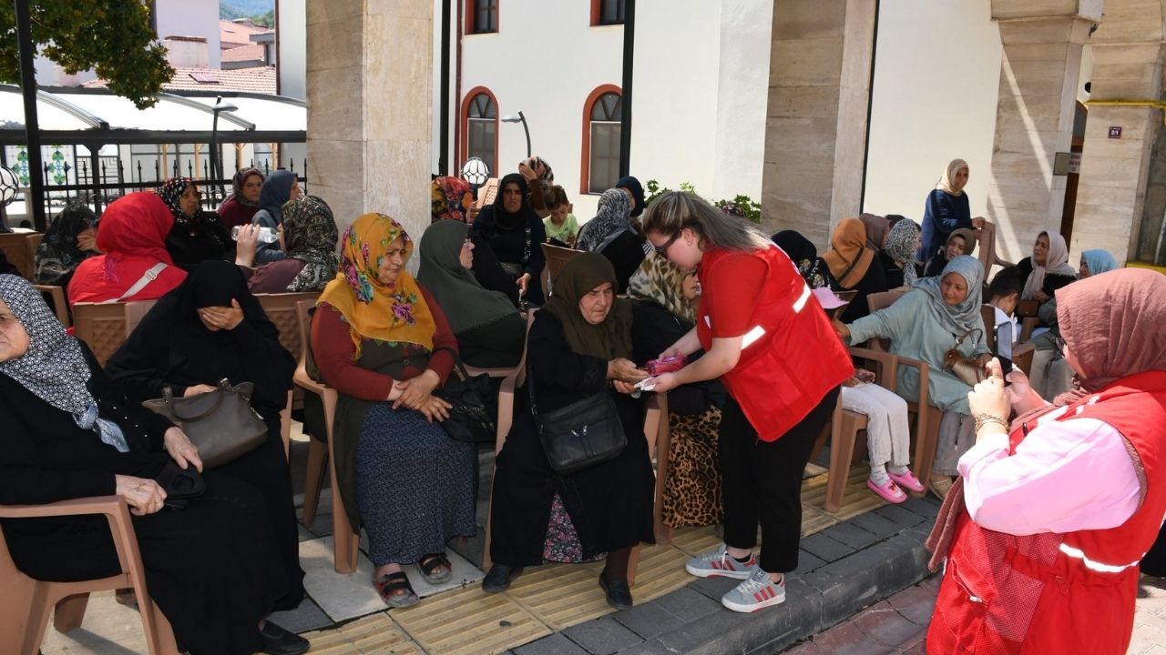 Kastamonu’da Acı Bir Anma Sel Felaketinde Hayatını Kaybedenlere Mevlit Okundu (3)