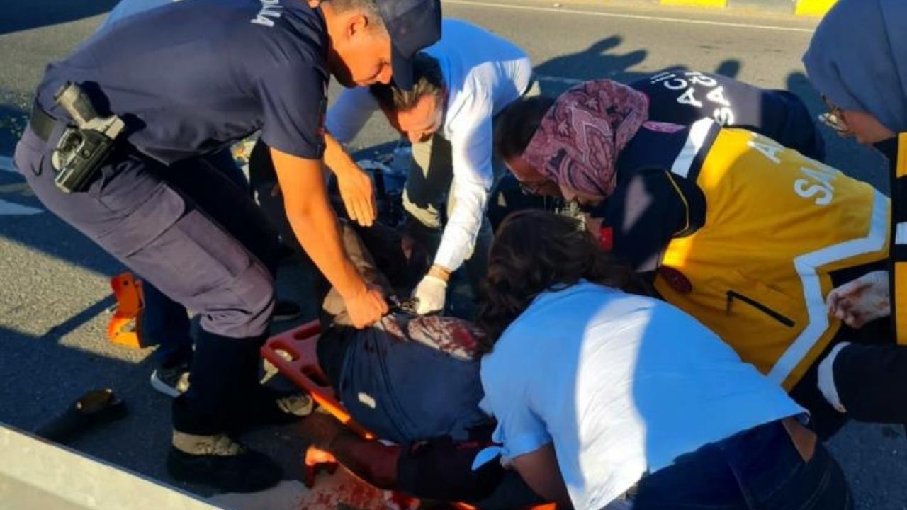 Kastamonu’da Feci Motosiklet Kazası Sürücü Ağır Yaralandı (3)