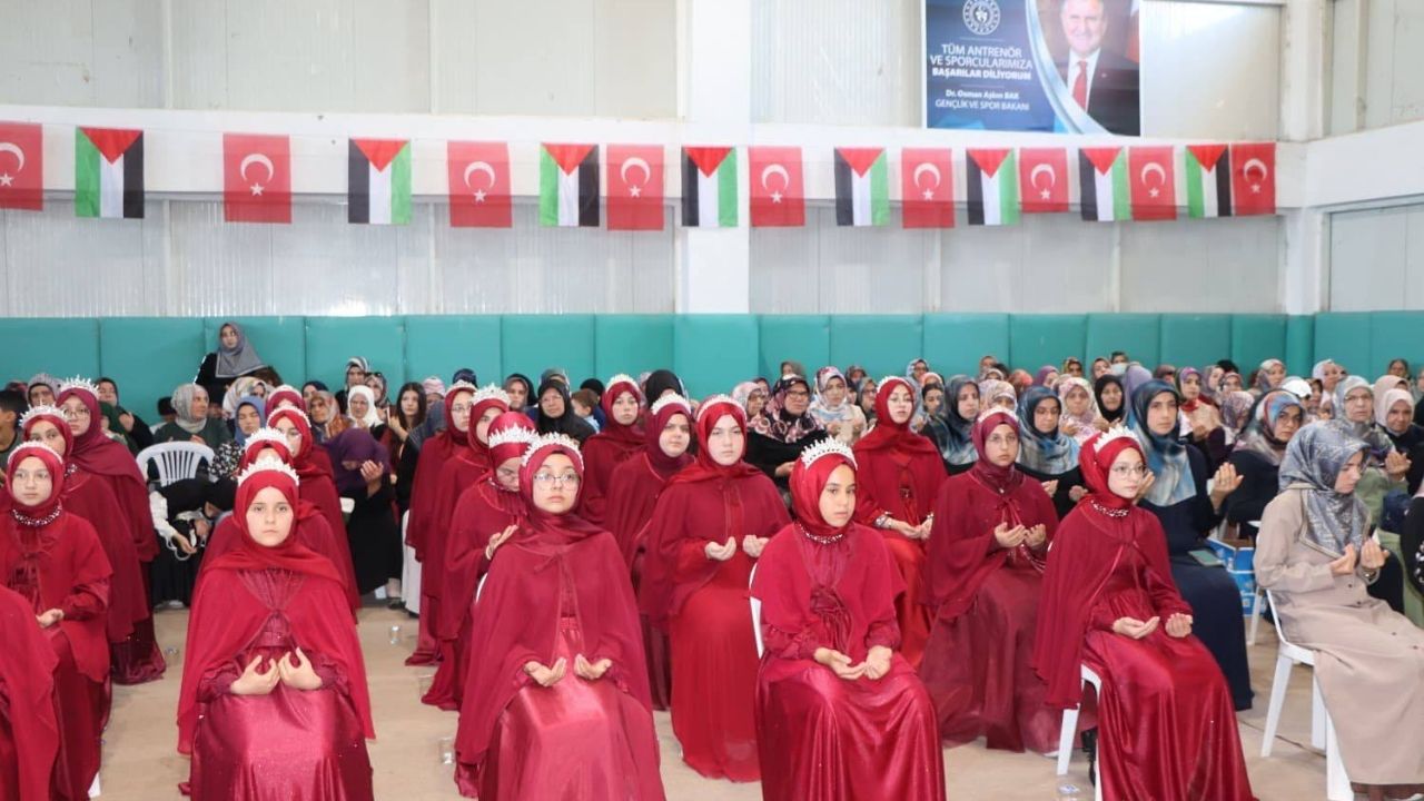 Kastamonu’da Hafızlık Merasimi Göz Doldurdu 43 Öğrenci Belgelerini Aldı (8)