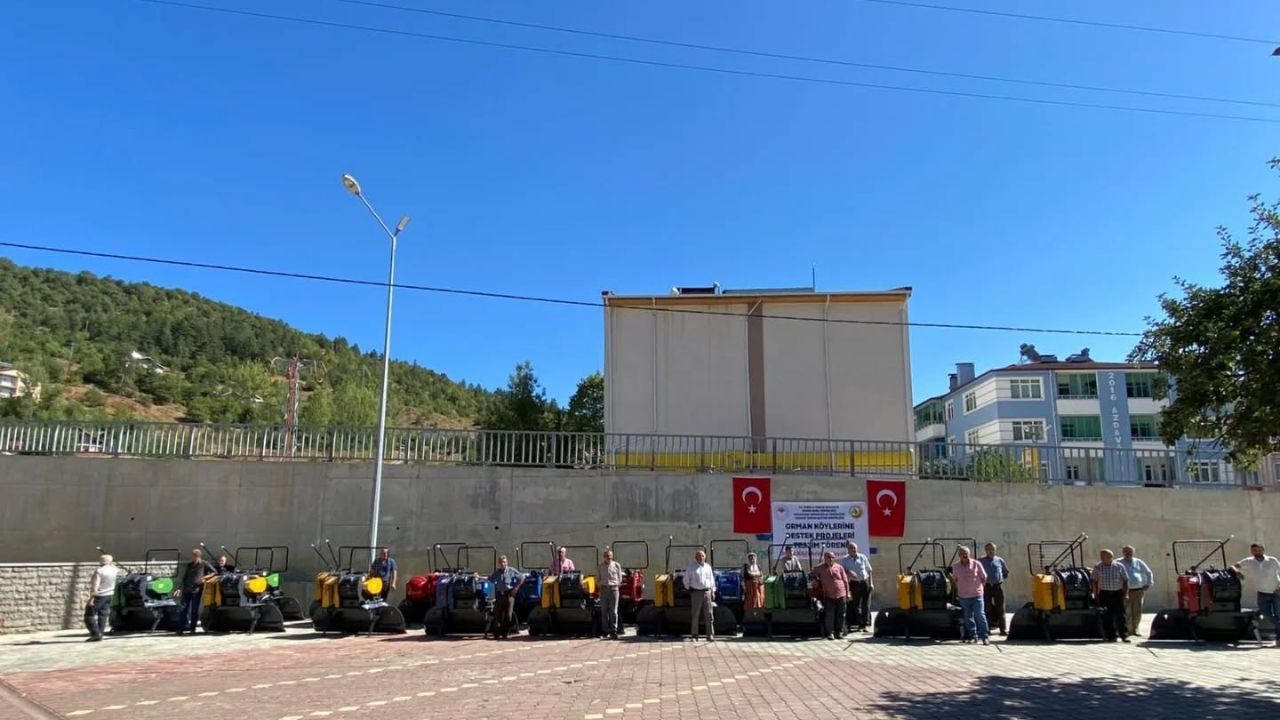 Kastamonu’da Orman Köylülerine Büyük Destek Tamburlar Teslim Edildi (4)