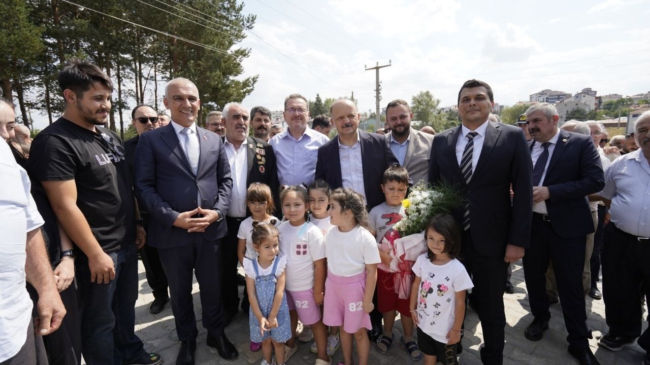 Kastamonu’nun Ilçesinde Kapalı Yüzme Havuzu Sevinci (2)