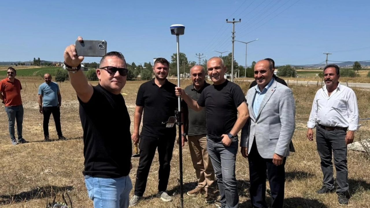 Kastamonu’nun Ilçesinde Toki̇ Heyecanı İlk Kazma Vuruldu! (3)