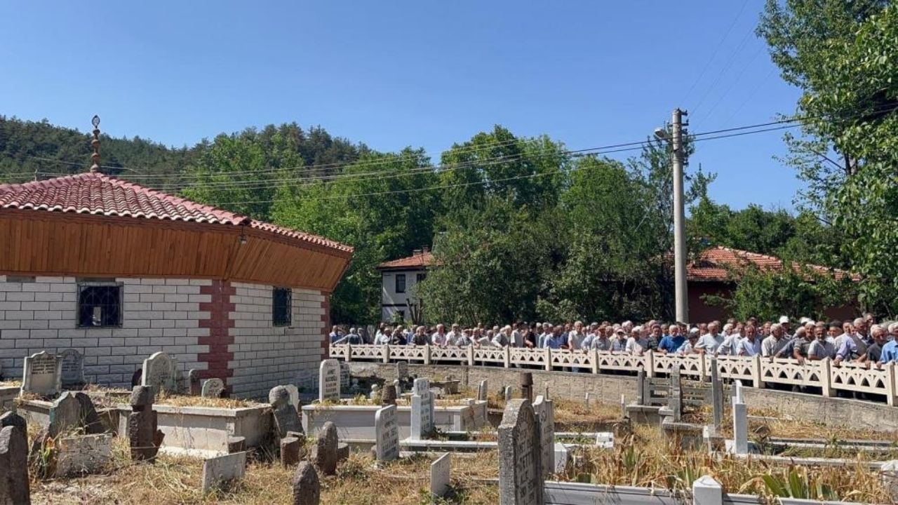 Kastamonu’nun Ilçesinde Yağmur Duasına Çıktılar (4)