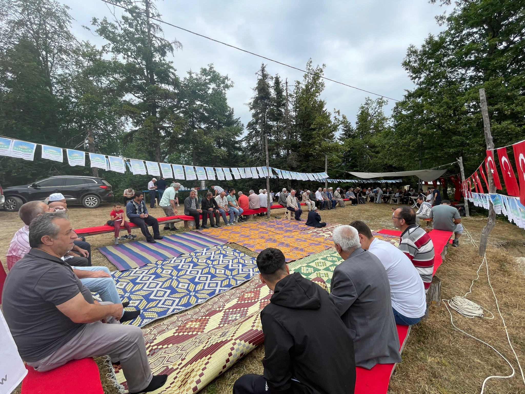 Kastamonu'nun Ilçesindeki Türbede 20'Nci Buluşma! 12