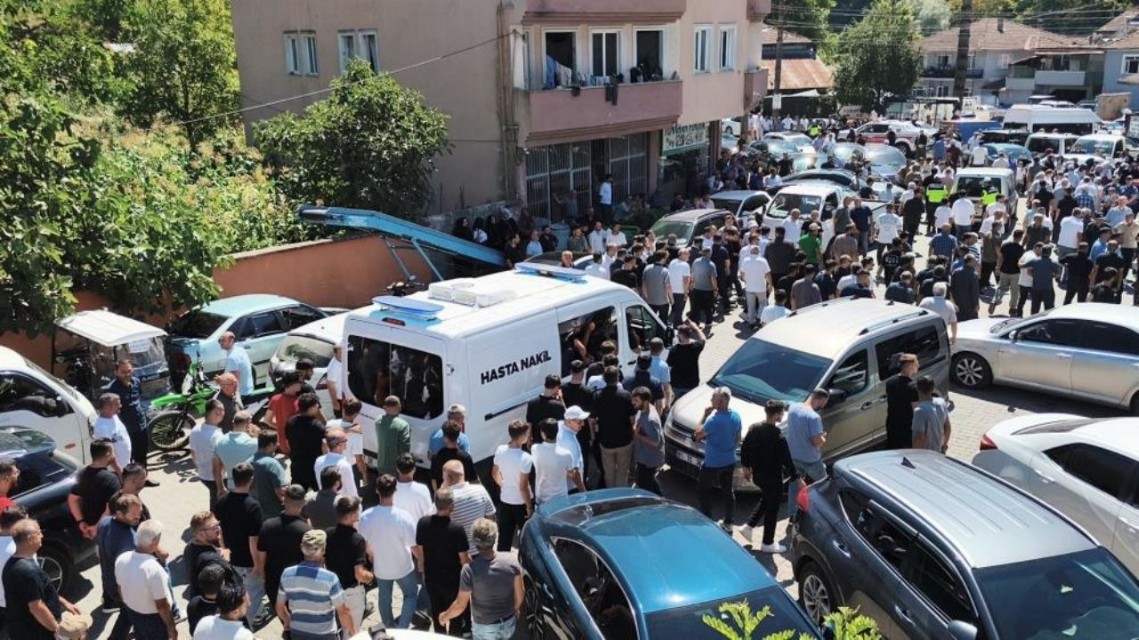 Kaza Kurşunuyla Hayatını Kaybetmişti Genç Siyasetçi Dualarla Uğurlandı (4)