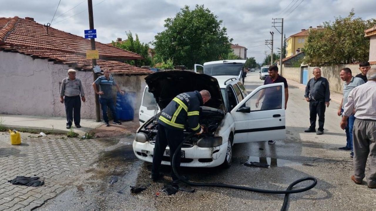 Komşu Ilde Korku Dolu Anlar Seyir Halindeyken Alev Aldı (1)