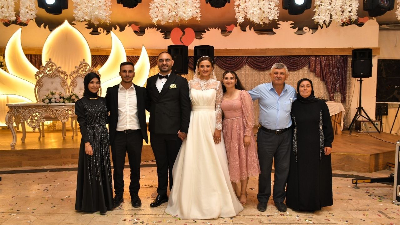 Korkmaz Ve Düğer Ailelerinin Mutlu Günü Taşköprü’de Merve Ve Emre Mutluğa ‘Evet’ Dediler (1)