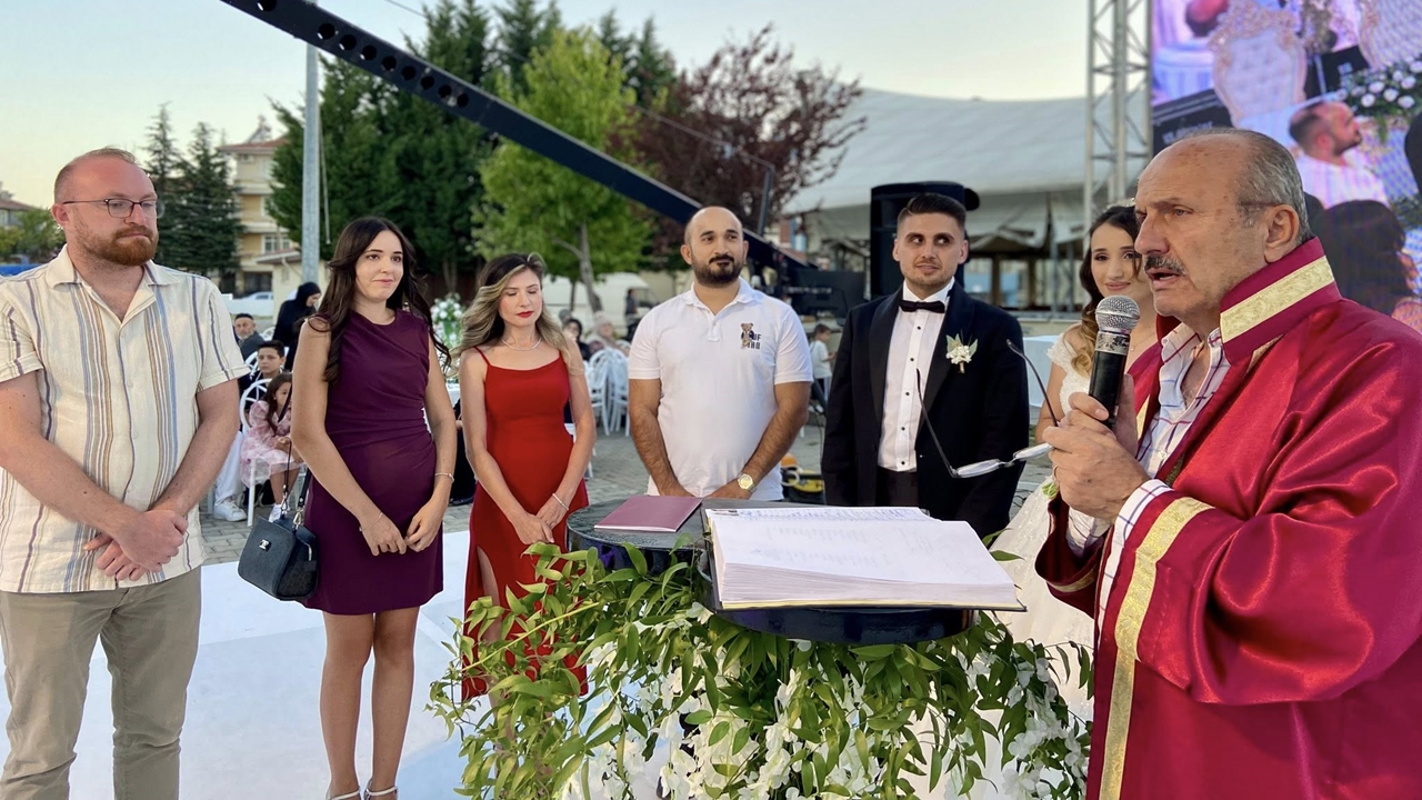 Muhammet Özcan Ile Esra Özcan (4)
