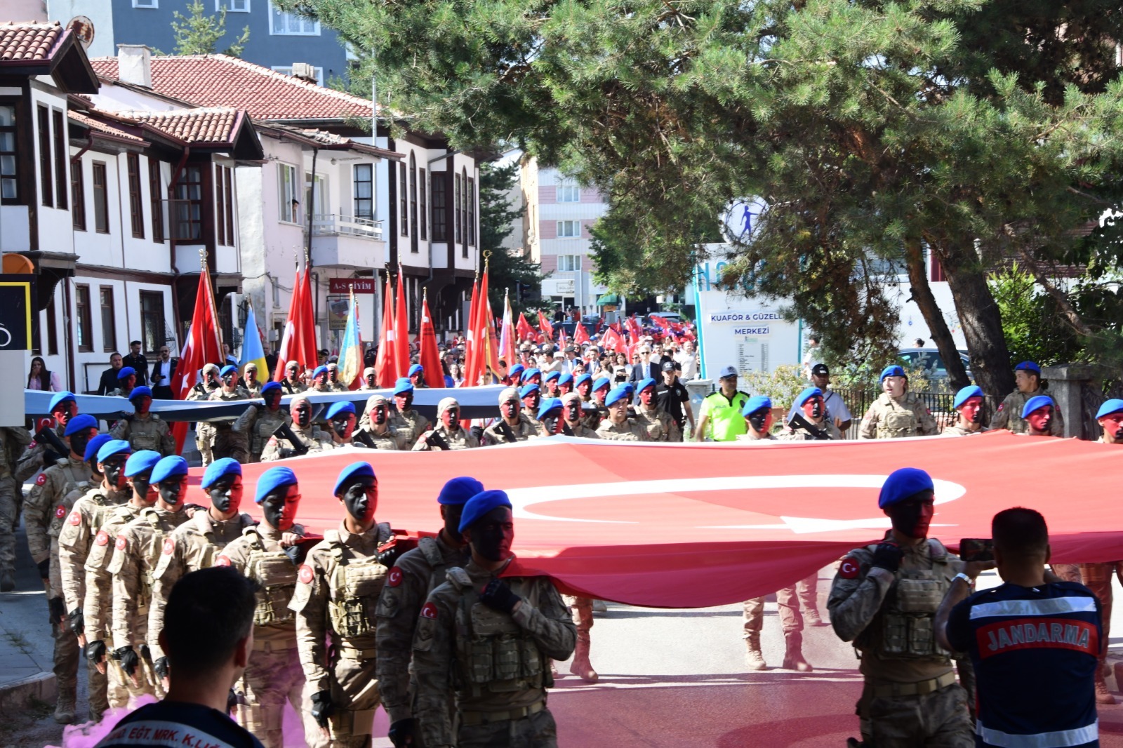 Şapka İnkılabı 100. Yılında Kastamonu’da Taçlandı 4