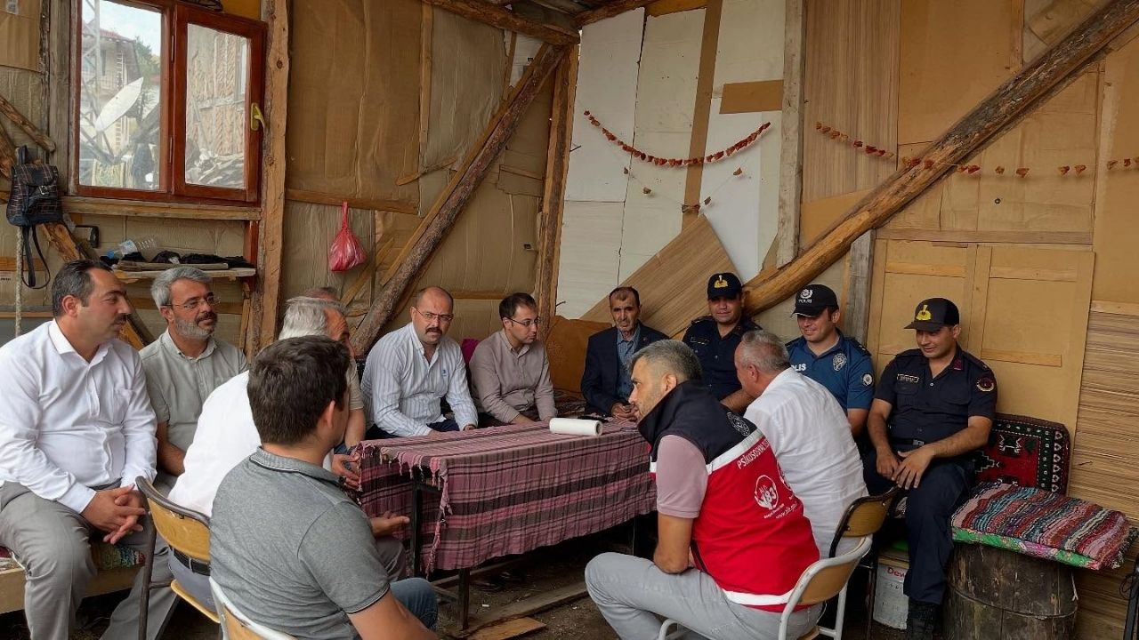 Şehadetlerinin Yıl Dönümünde Kastamonu’daki Şehitler Unutulmadı (2)