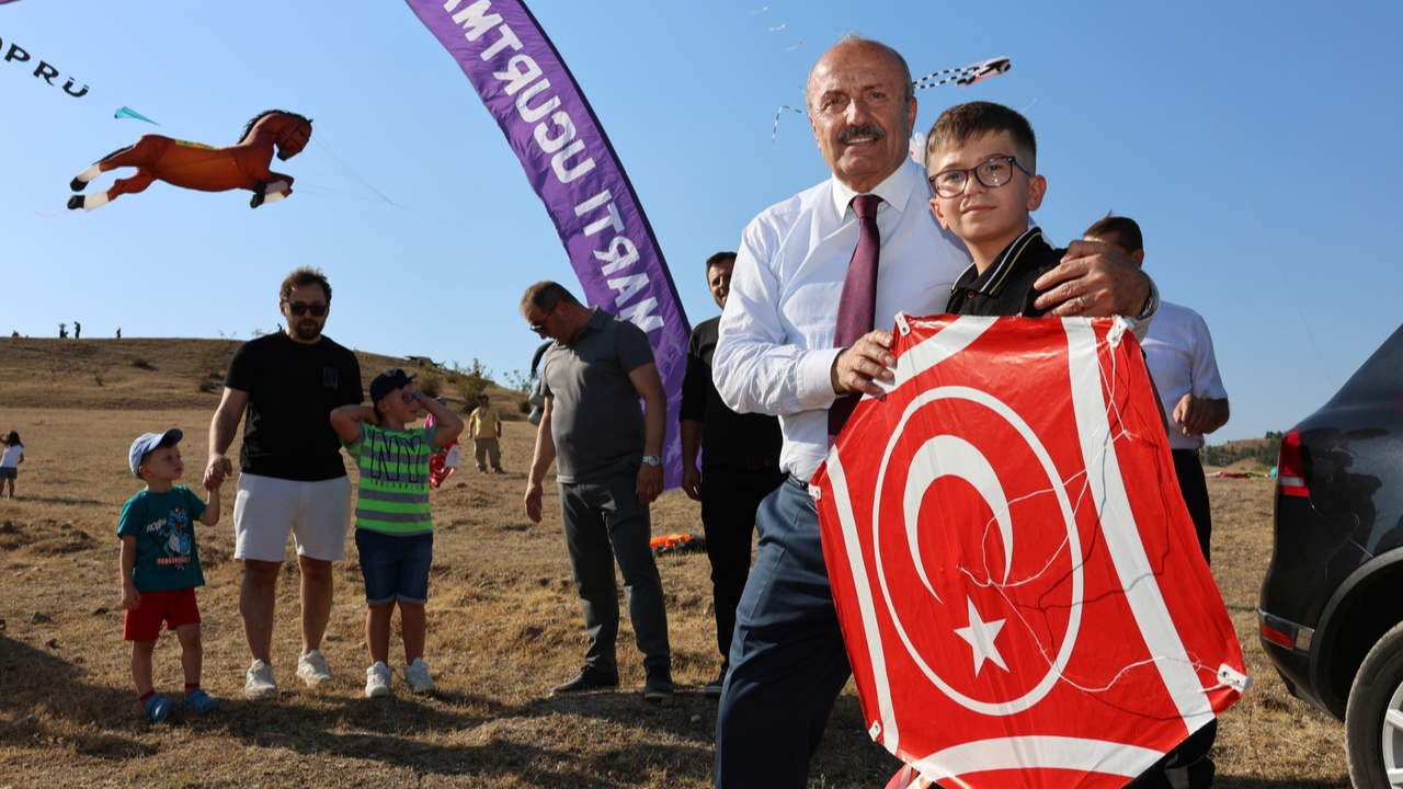 Taşköprü Ilçesinde Uçurtma Şenliği (10)