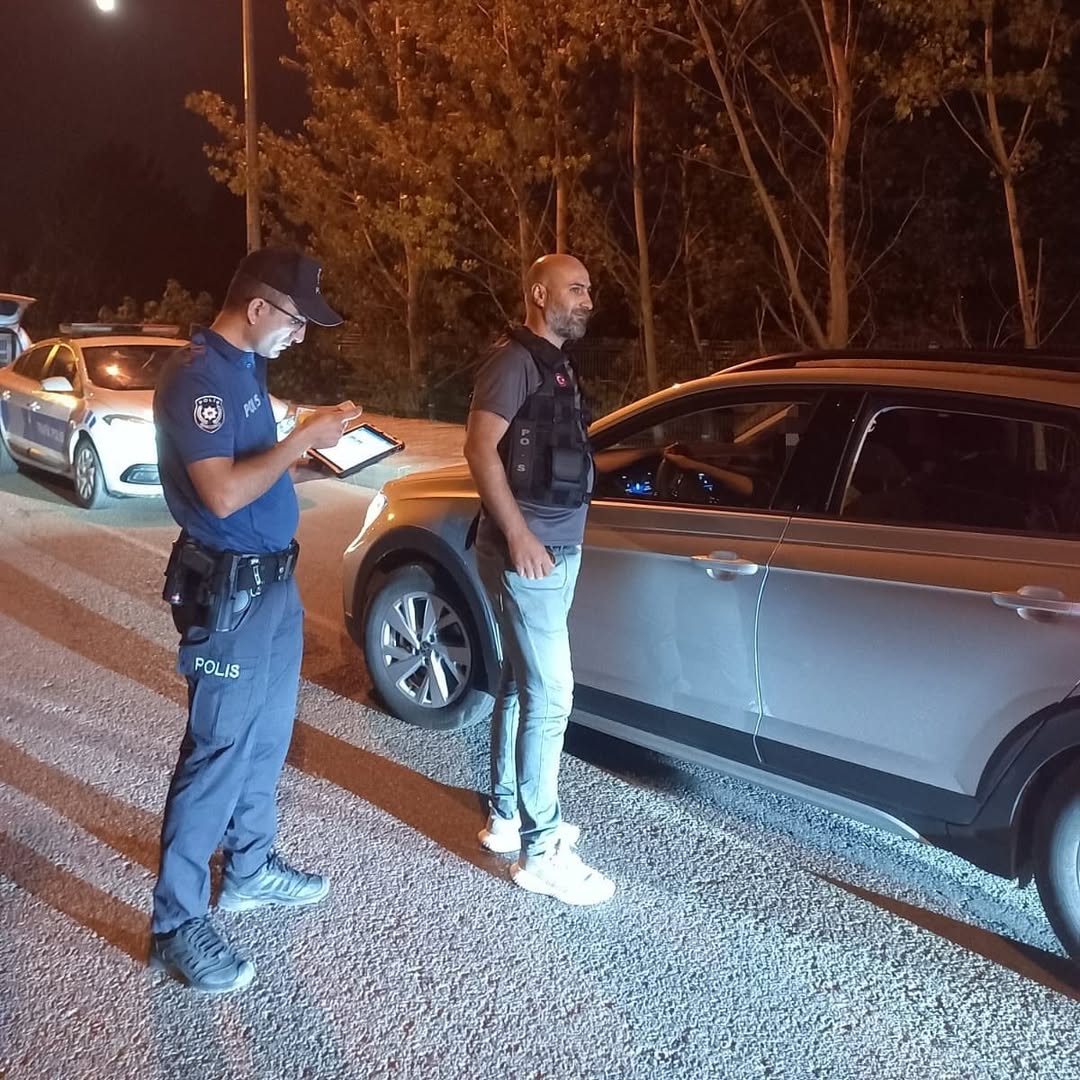 Taşköprü'de 252 Şahıs Ve 45 Araç Kontrol Edildi 5