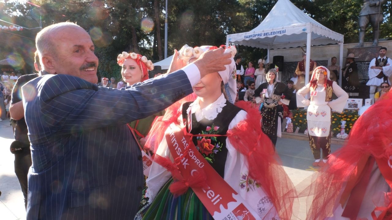 Taşköprü’de Sarımsak Güzeli Tacı Polonya’ya Gitti (5)
