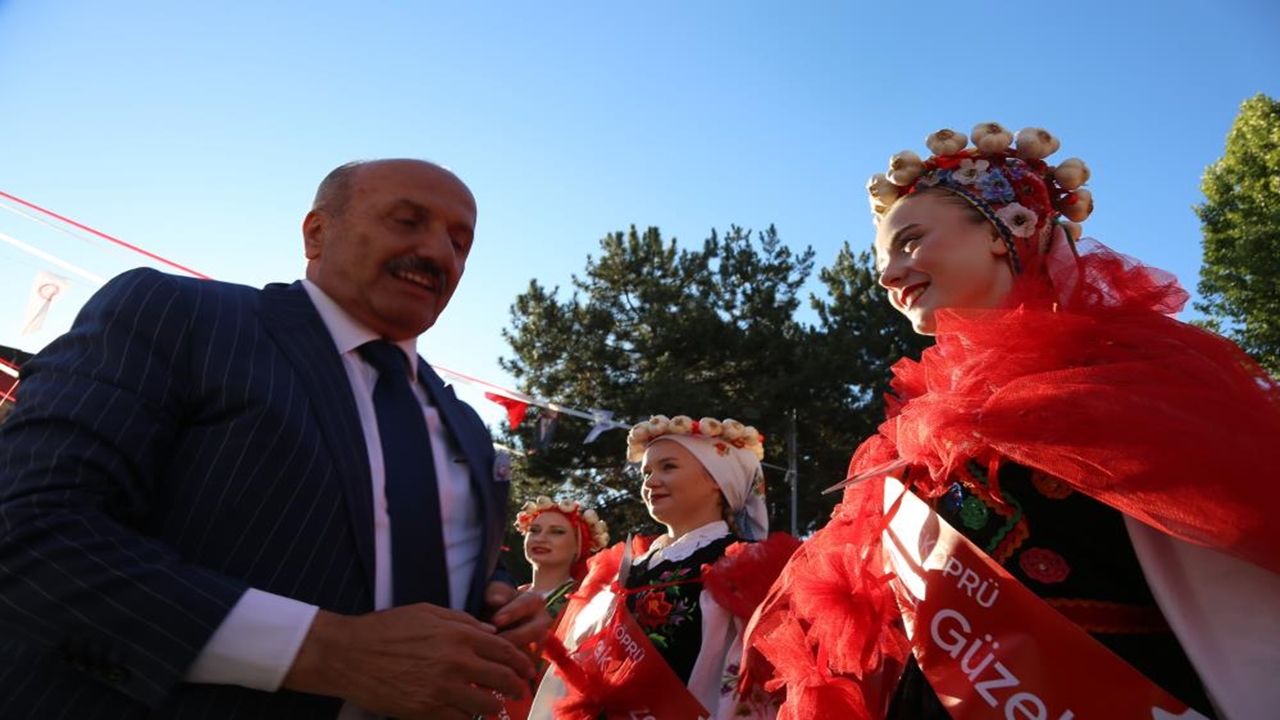 Taşköprünün Güzelleri (4)