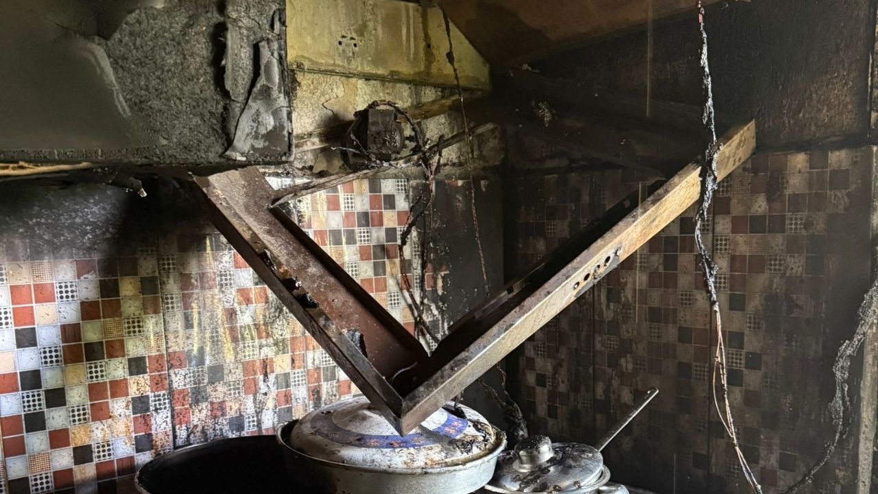Taşköprü’nün Köyünde Yangın Felaket Kıl Payı Önlendi (2)