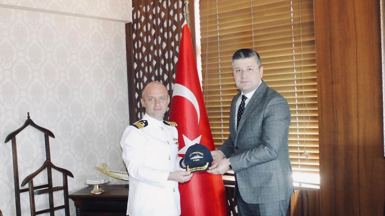 Tcg Turgutreis İnebolu’da Kaymakam Uçar Komutanları Makamında Ağırladı (3)