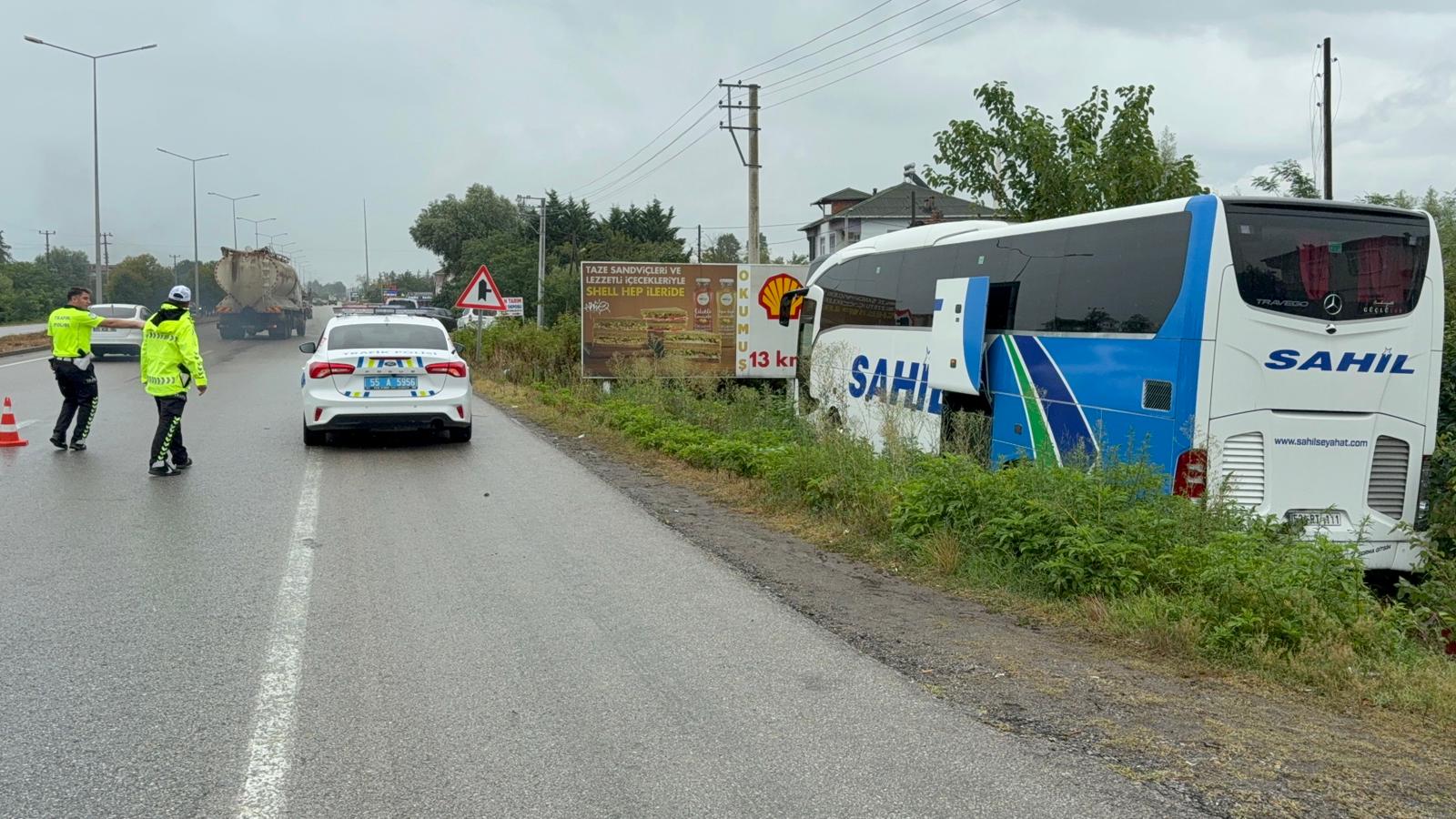 Yolcu Otobüsü Kaza Yaptı Yaralılar Var 1