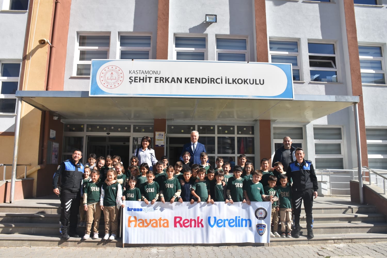 853 Öğrenci 'Hayata Renk Verelim' Projesi Ile Bilinçlendi 1