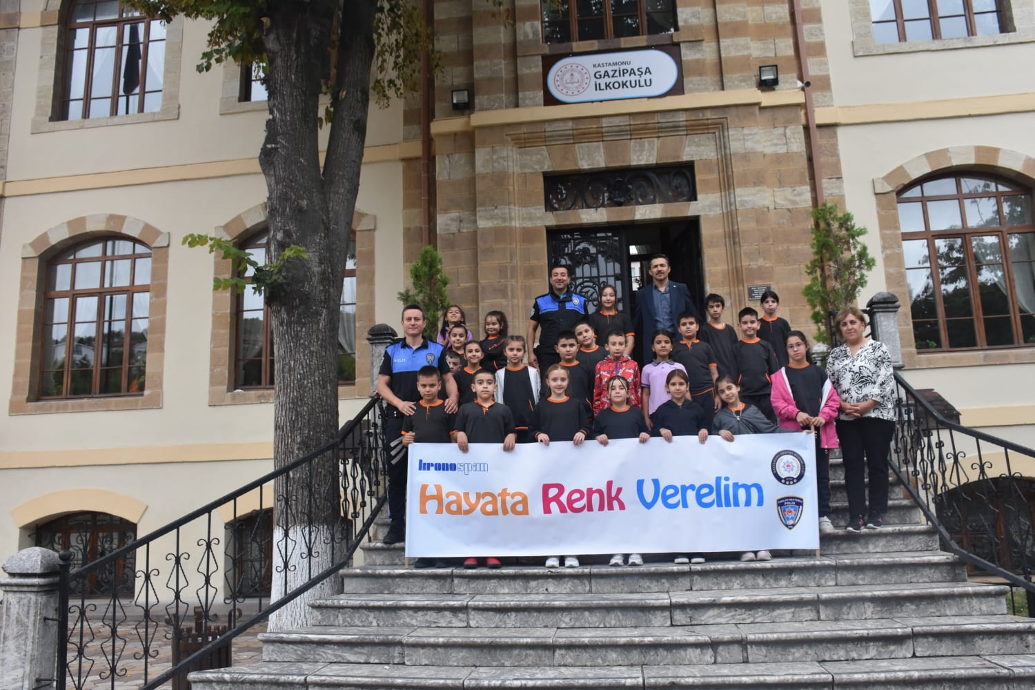 853 Öğrenci 'Hayata Renk Verelim' Projesi Ile Bilinçlendi 3