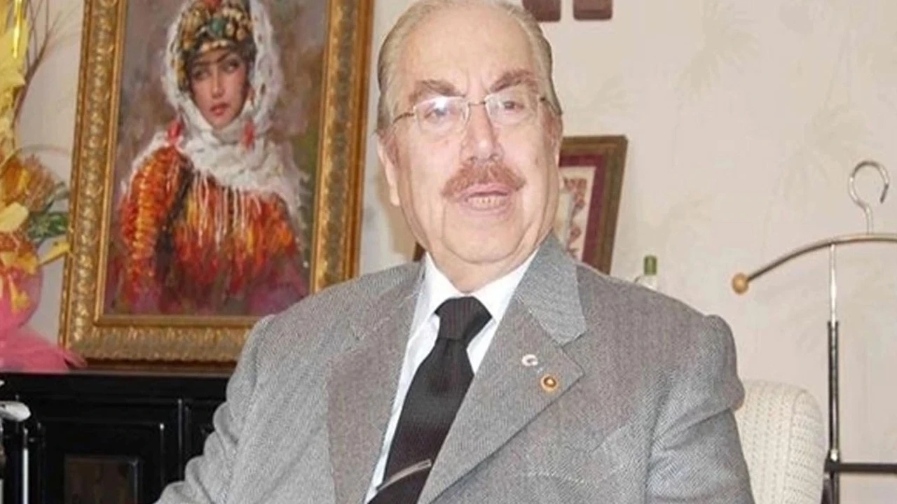 Agah Oktay Güner (1)