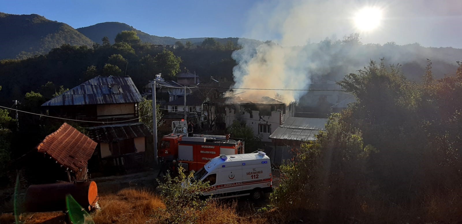 Ahşap Evde Çıkan Feci Yangında Yaşlı Çift Yaşamını Yitirdi 3