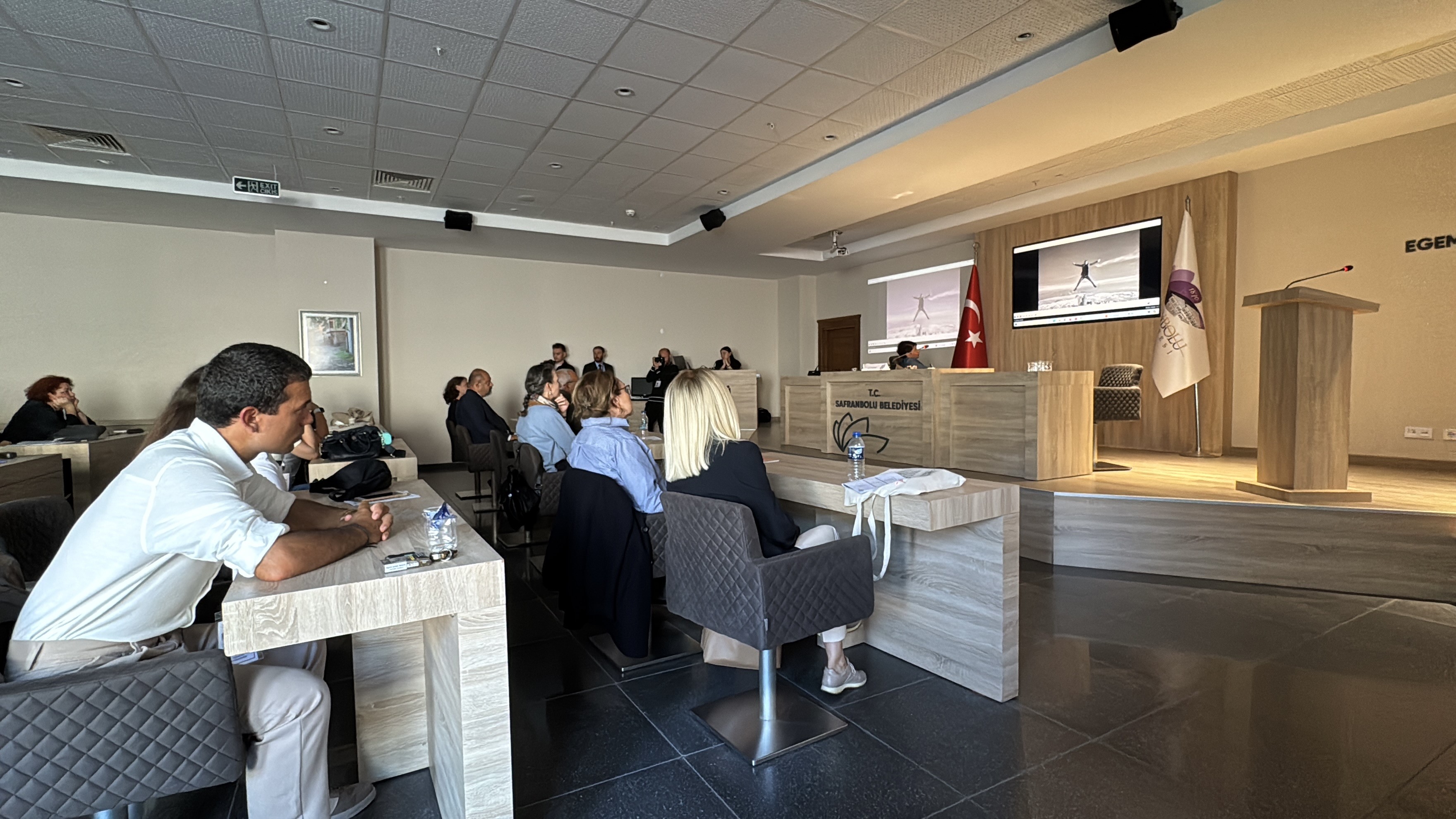Bıçaklı Saldırıda Öldürülen Arkeolog Unutulmadı! 1