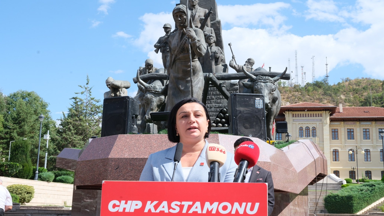 Chp 102 Yaşında (1)