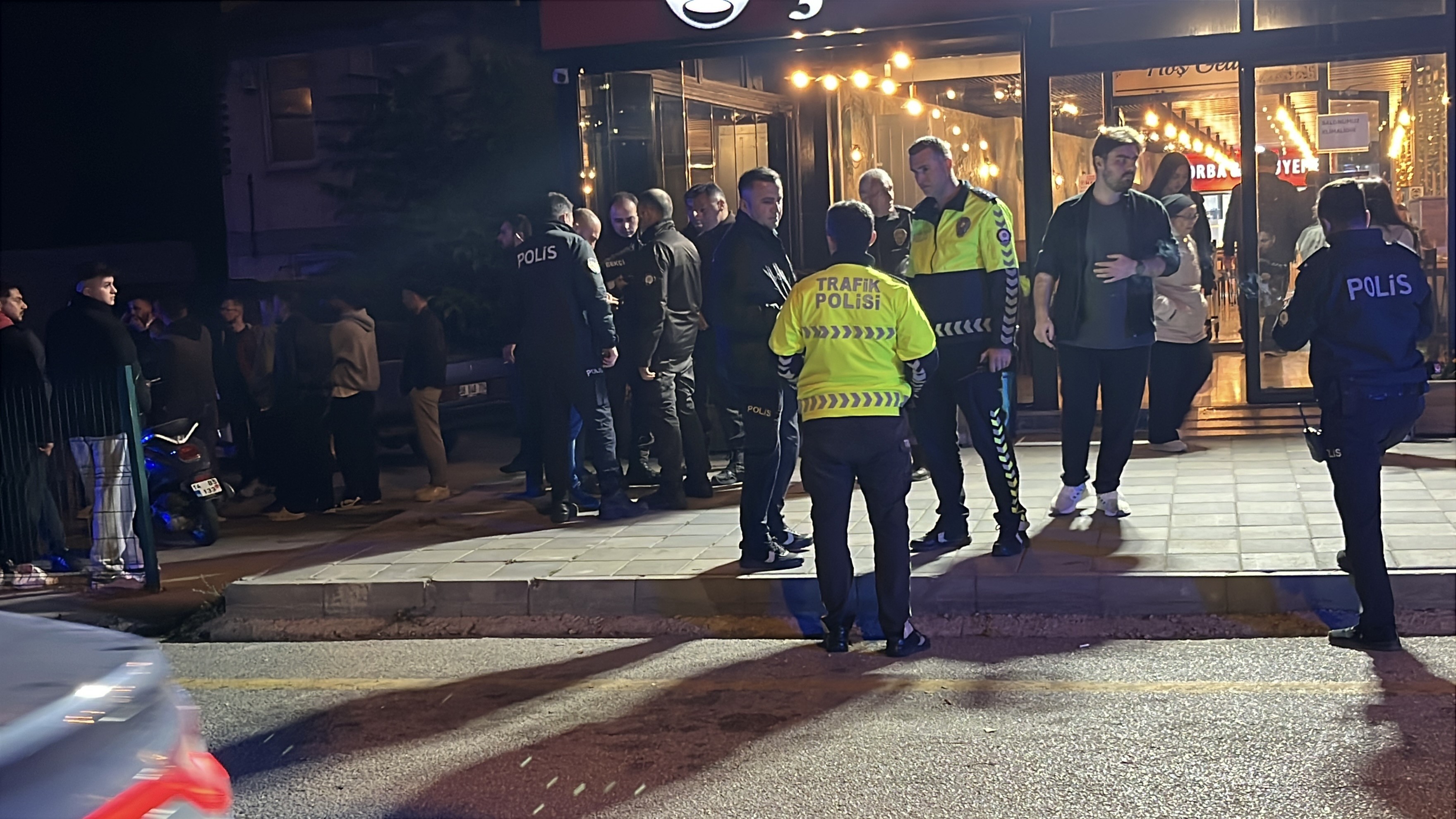 Çorbacıda Tartışma Bıçaklı Kavgaya Döndü 2 Yaralı Var 1