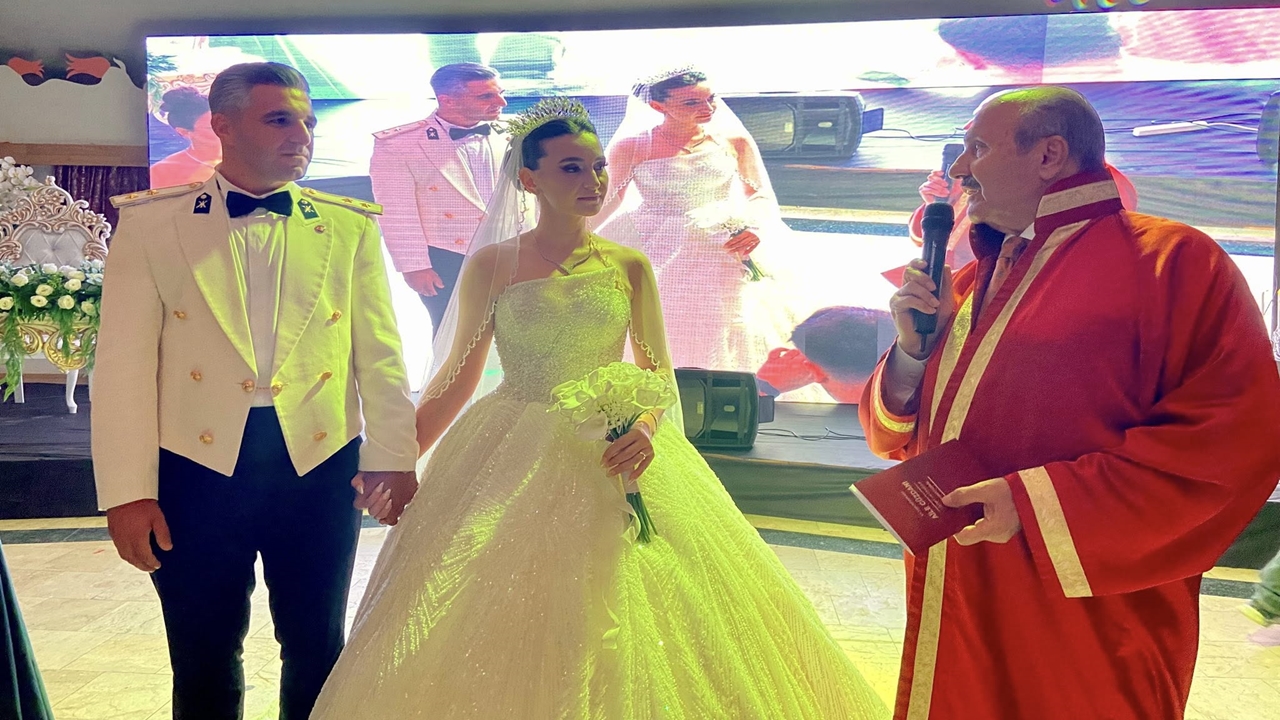 Dilek Iğdirli Mesut (4)