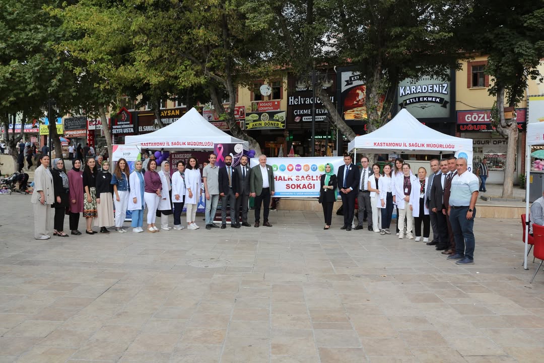 'Halk Sağlığı Sokağı' Kastamonu’da Yoğun Ilgi Gördü 22