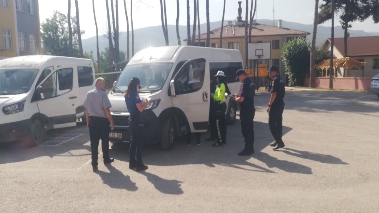 Hanönü Öğrenci Servisi Denetimi (2)