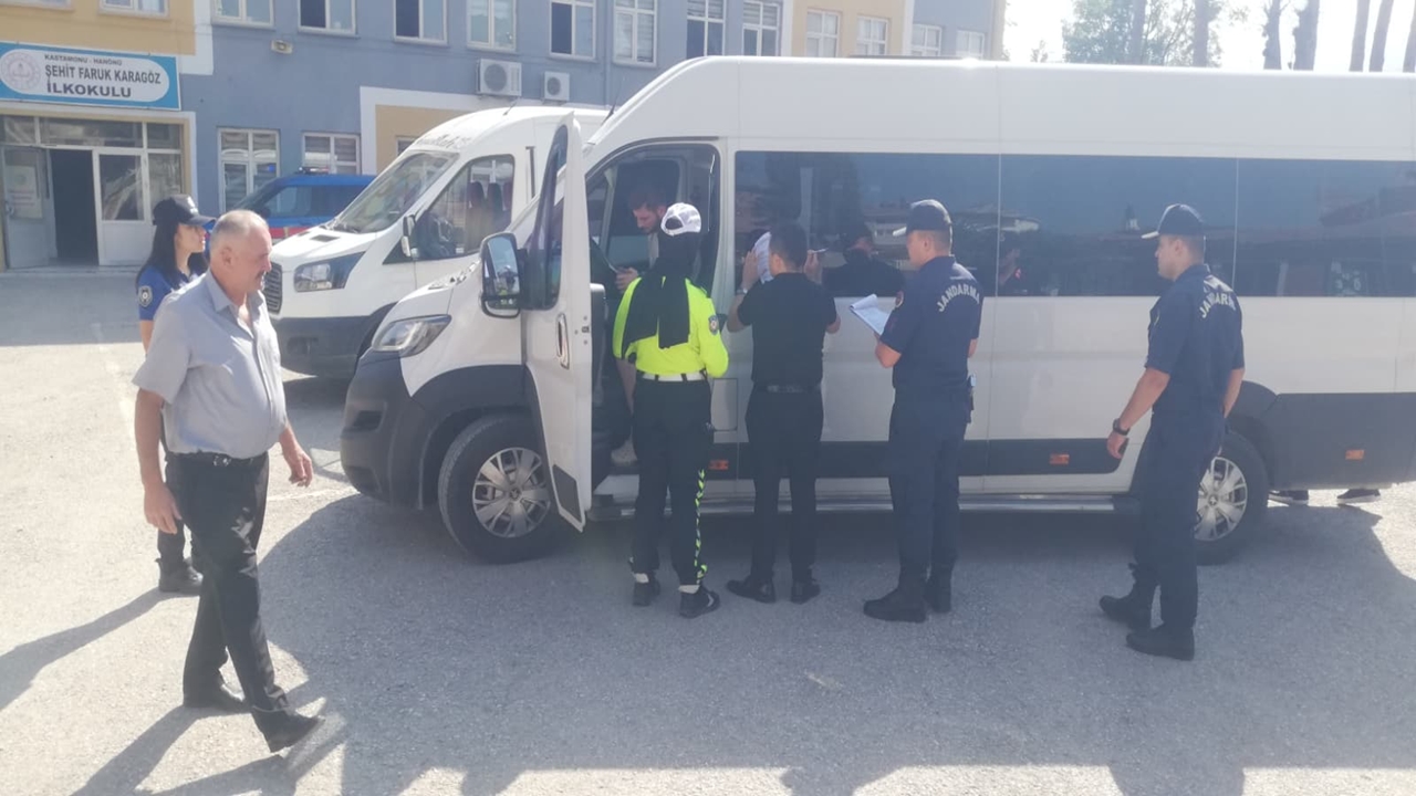 Hanönü Öğrenci Servisi Denetimi (4)