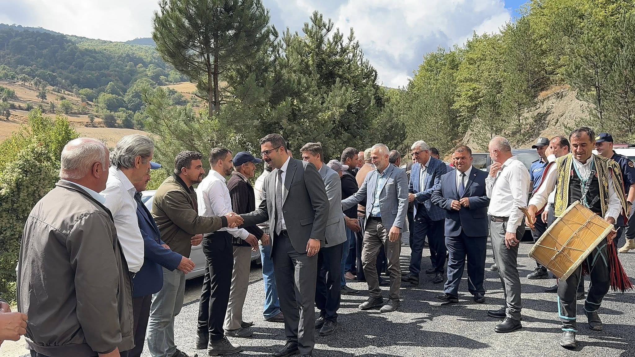 Hanönü'nün Köyü Uzun Süredir Beklediği Asfalt Yollara Kavuştu 1