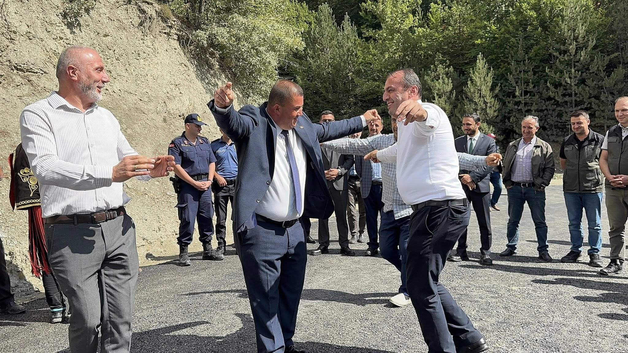 Hanönü'nün Köyü Uzun Süredir Beklediği Asfalt Yollara Kavuştu 16