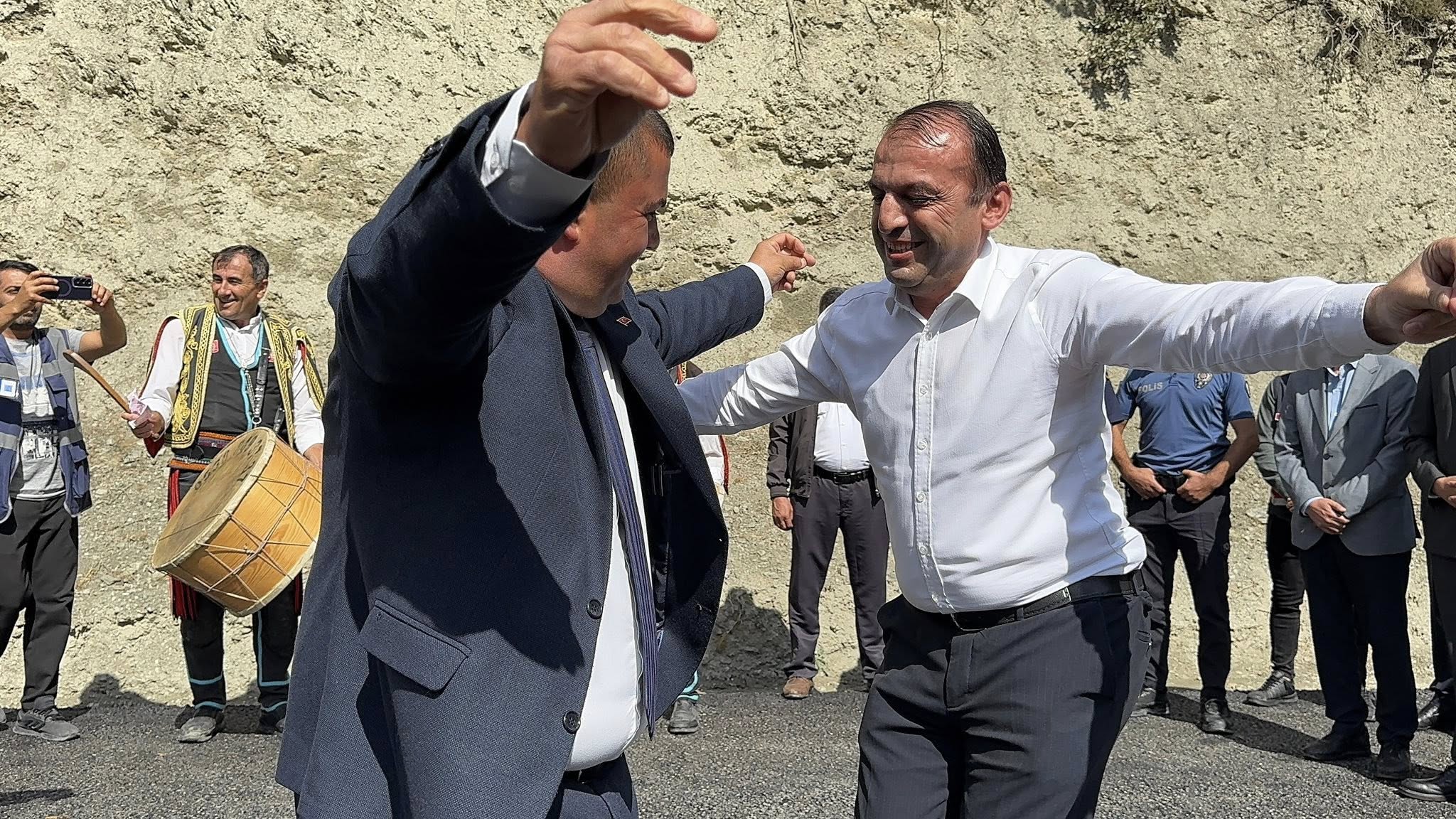 Hanönü'nün Köyü Uzun Süredir Beklediği Asfalt Yollara Kavuştu 18