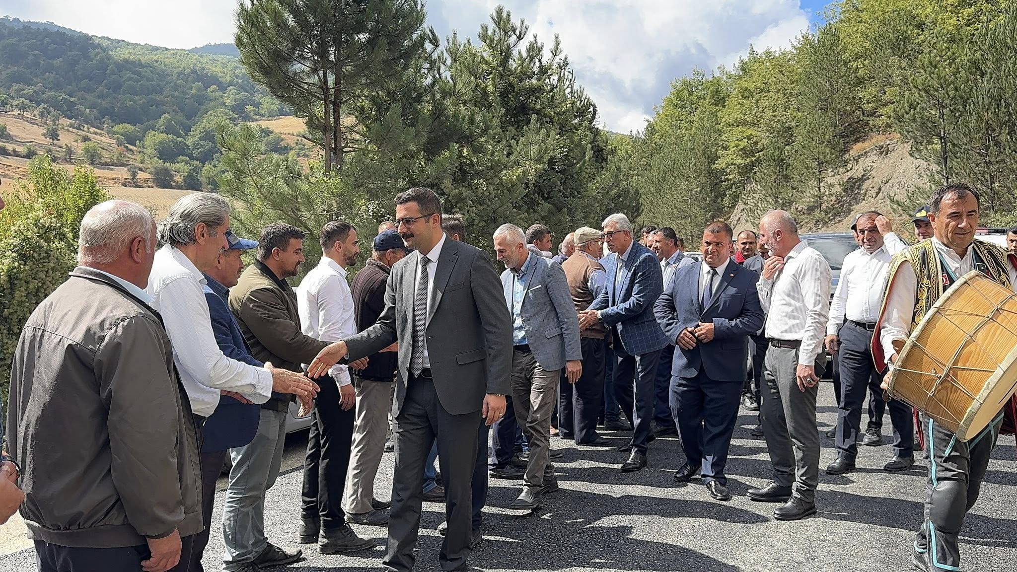 Hanönü'nün Köyü Uzun Süredir Beklediği Asfalt Yollara Kavuştu 8