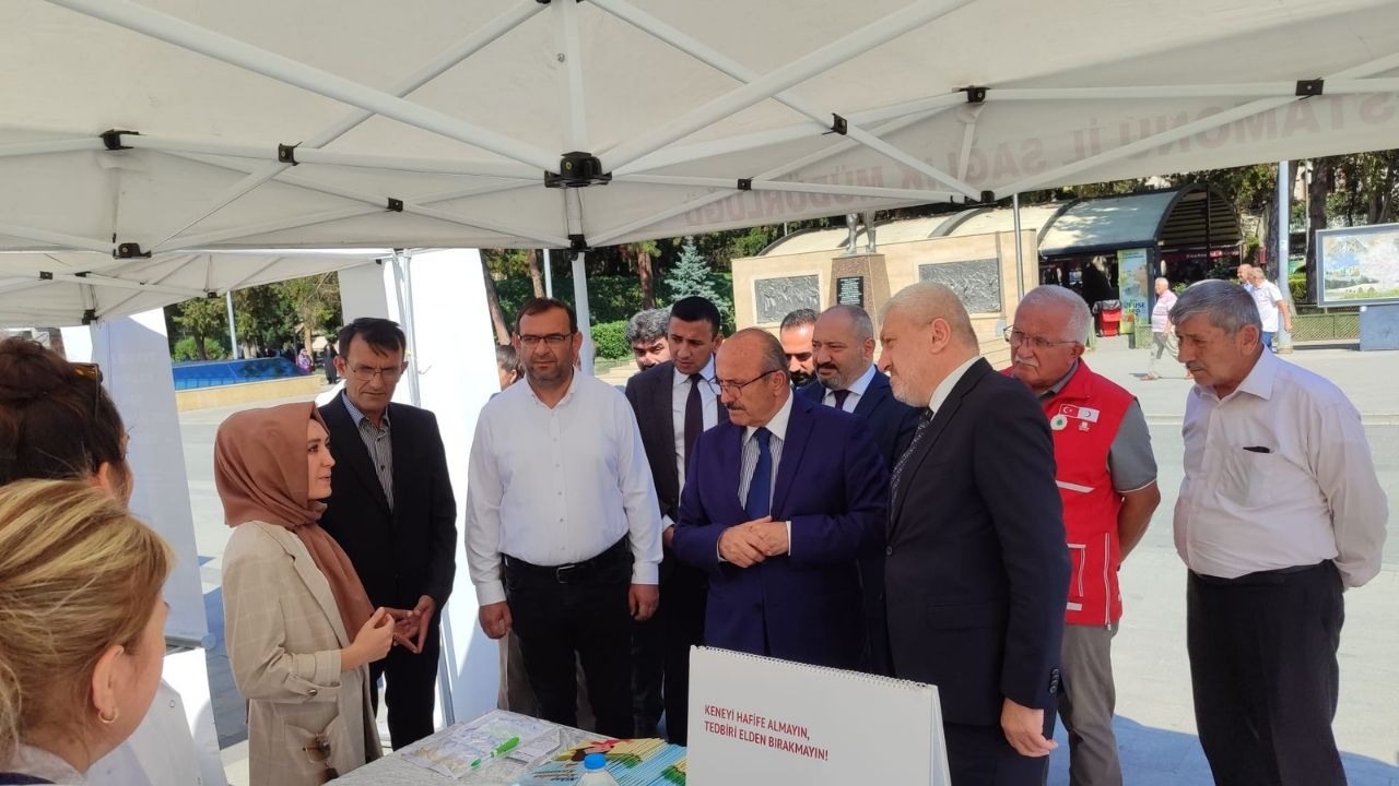 İl Sağlık Müdürü Yavuzyılmaz Taşköprü’de Halk Sağlığı Sokağına Yoğun İlgi (6)