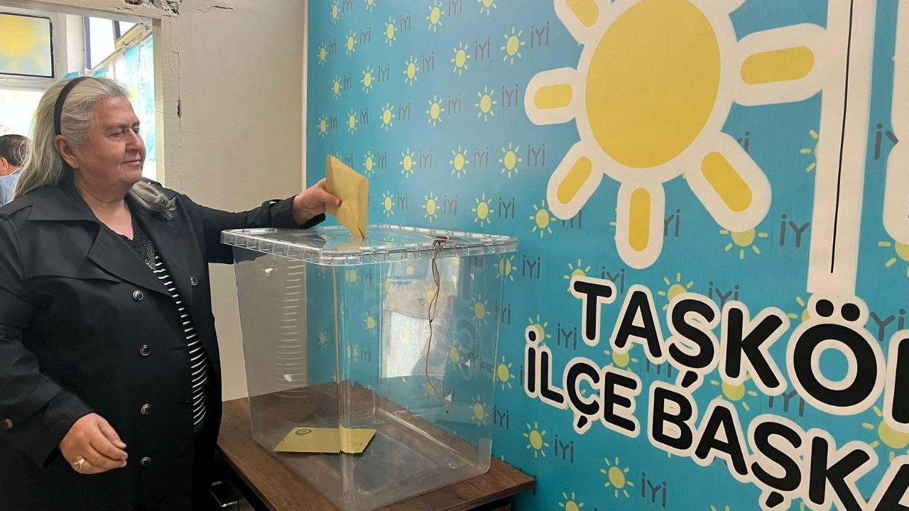 İyi̇ Parti Taşköprü'de Güven Tazeledi Mustafa Şenel Yeniden Başkan (3)