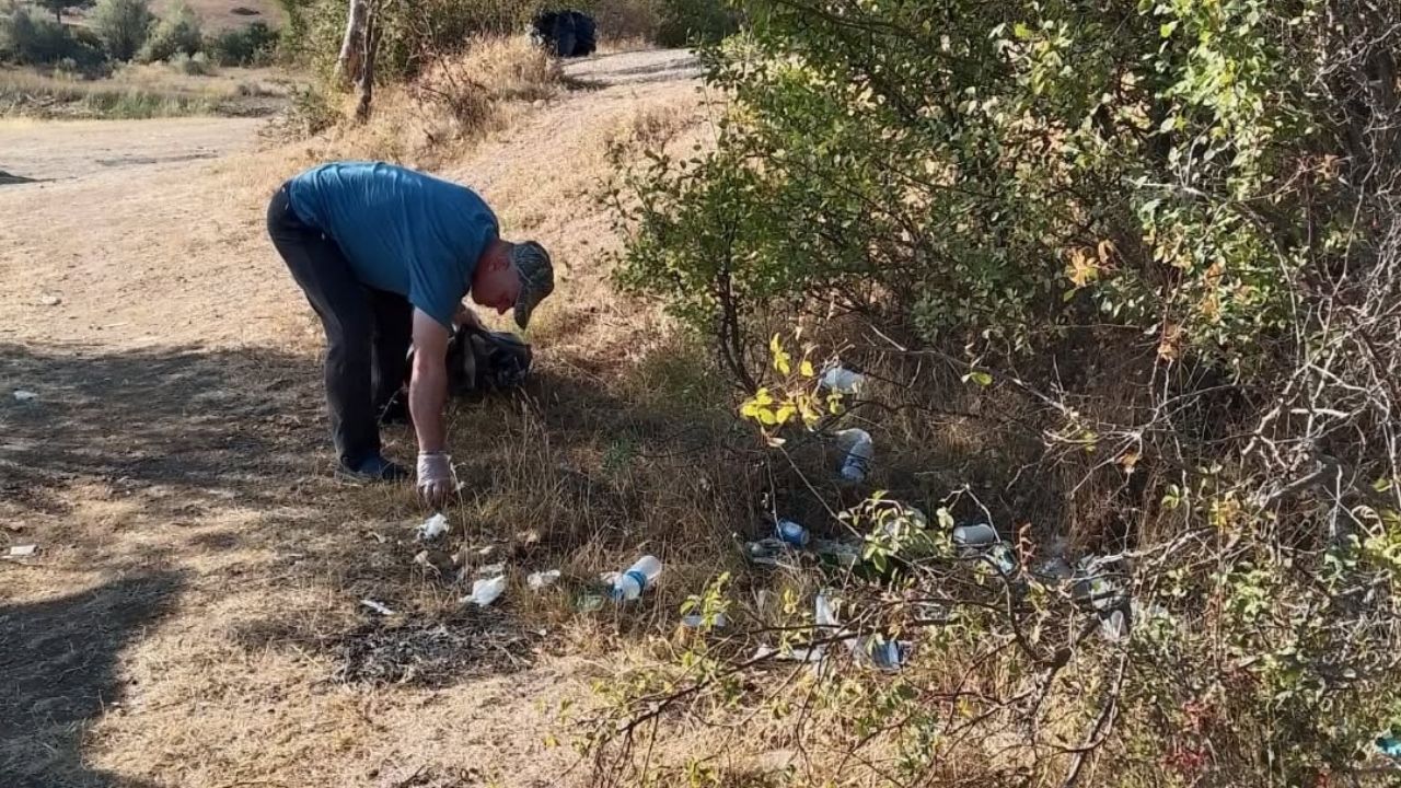 Kamp Için Geldiler, Kastamonu’daki Göleti Çöplerden Arındırdılar (2)