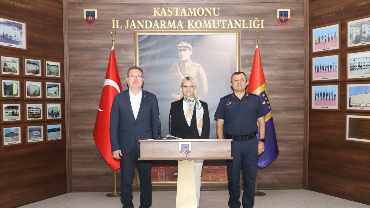 Kastamonu Milletvekili Ekmekci Jandarma Komutanı Uz’u Ziyaret Etti (1)