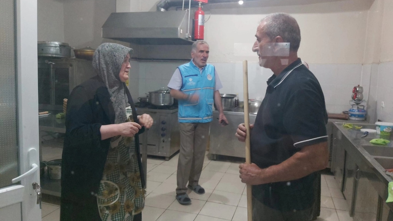 Kastamonu Müftüsü Yangın Zede Ziyaret (3)