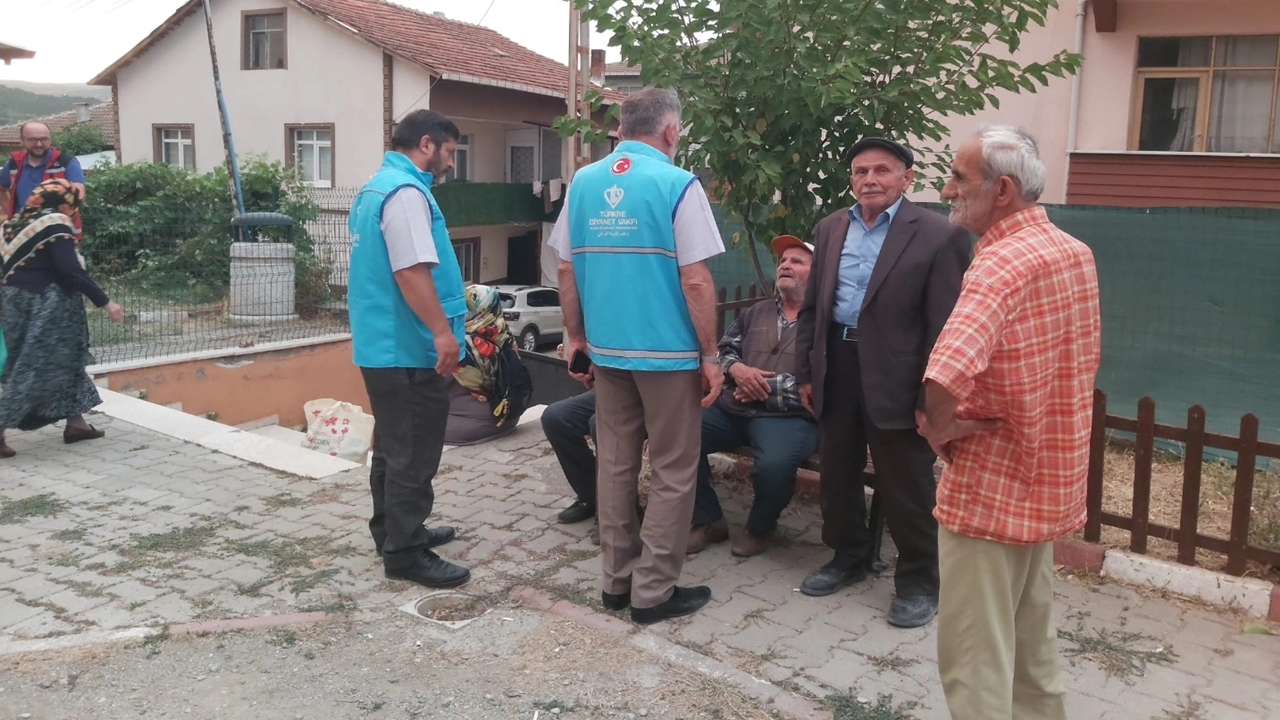 Kastamonu Müftüsü Yangın Zede Ziyaret (5)