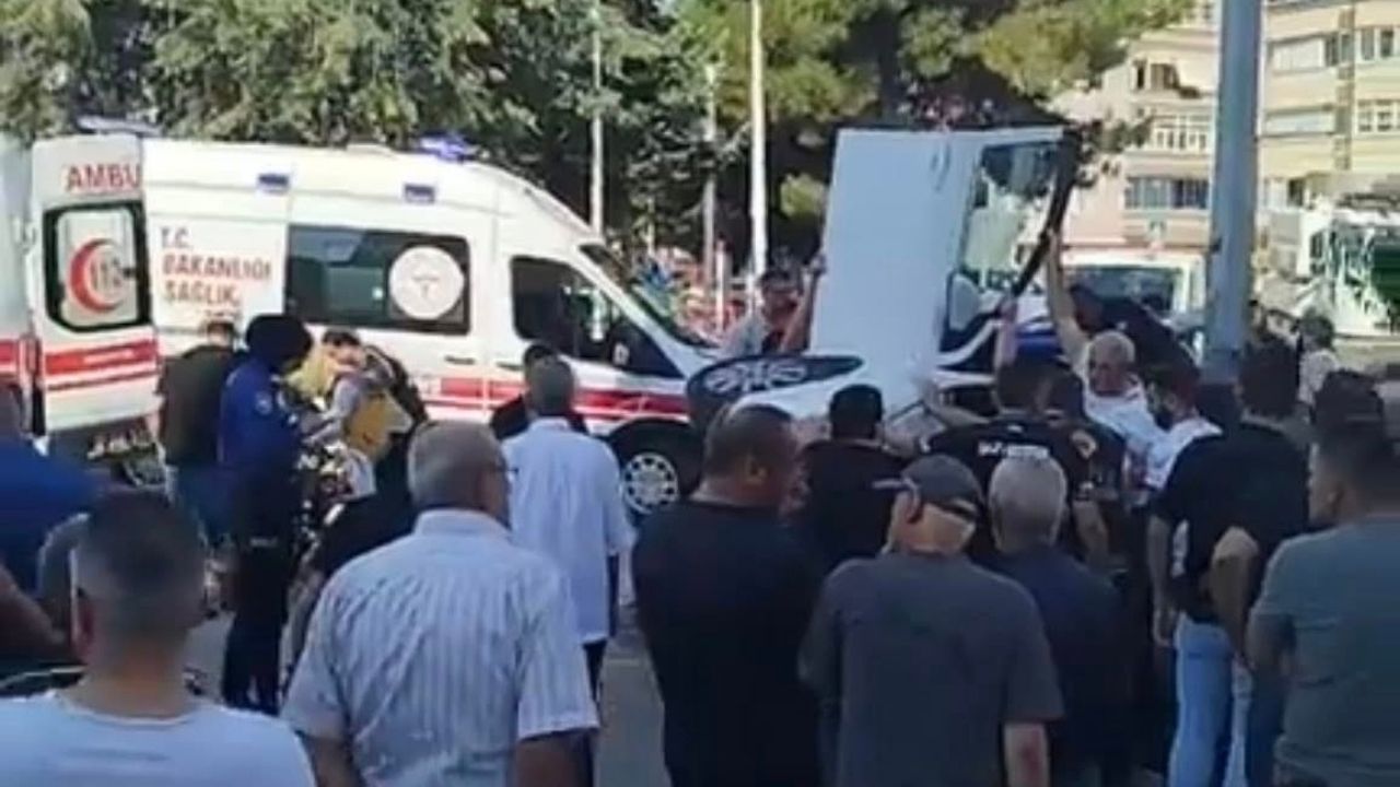 Kastamonu’da Feci Kaza Arı Panik Yarattı, 2 Kişi Yaralandı (2)